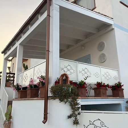 Rooms Apartaments Santa Teresa คาโป เทสตา ภายนอก รูปภาพ
