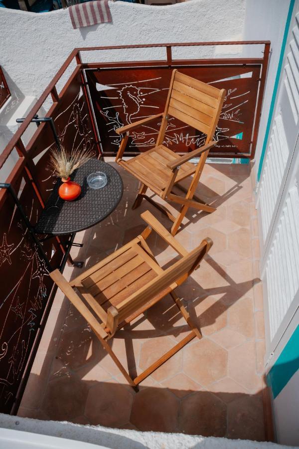 Rooms Apartaments Santa Teresa คาโป เทสตา ภายนอก รูปภาพ