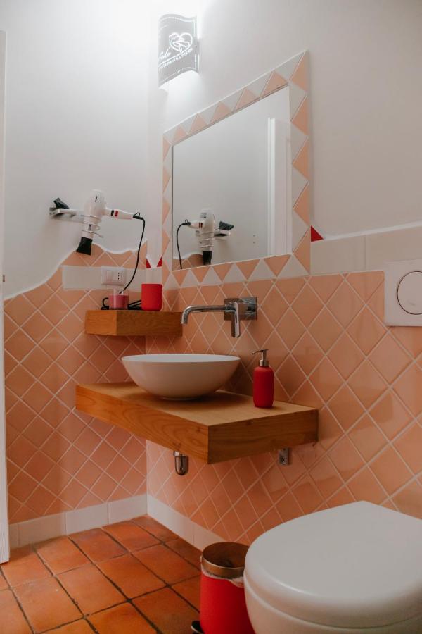 Rooms Apartaments Santa Teresa คาโป เทสตา ภายนอก รูปภาพ