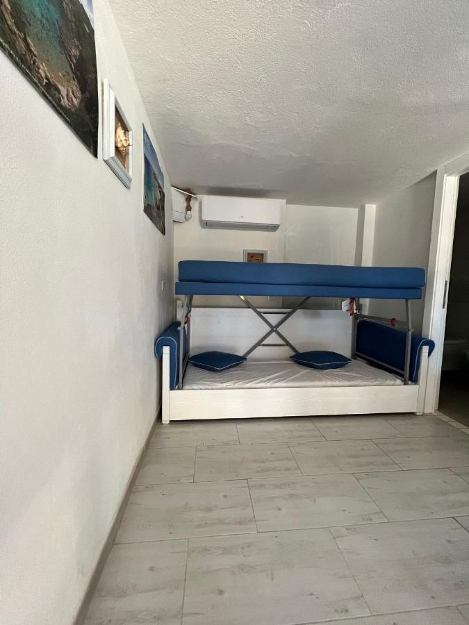 Rooms Apartaments Santa Teresa คาโป เทสตา ภายนอก รูปภาพ
