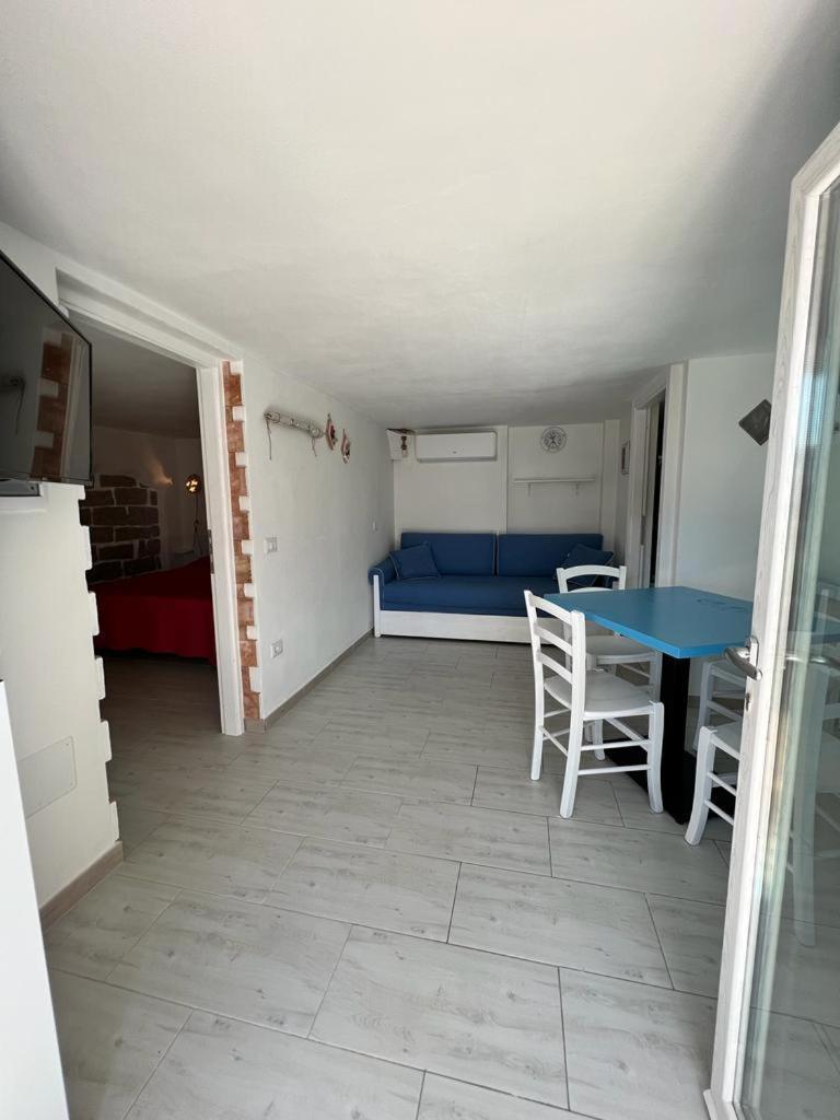 Rooms Apartaments Santa Teresa คาโป เทสตา ภายนอก รูปภาพ
