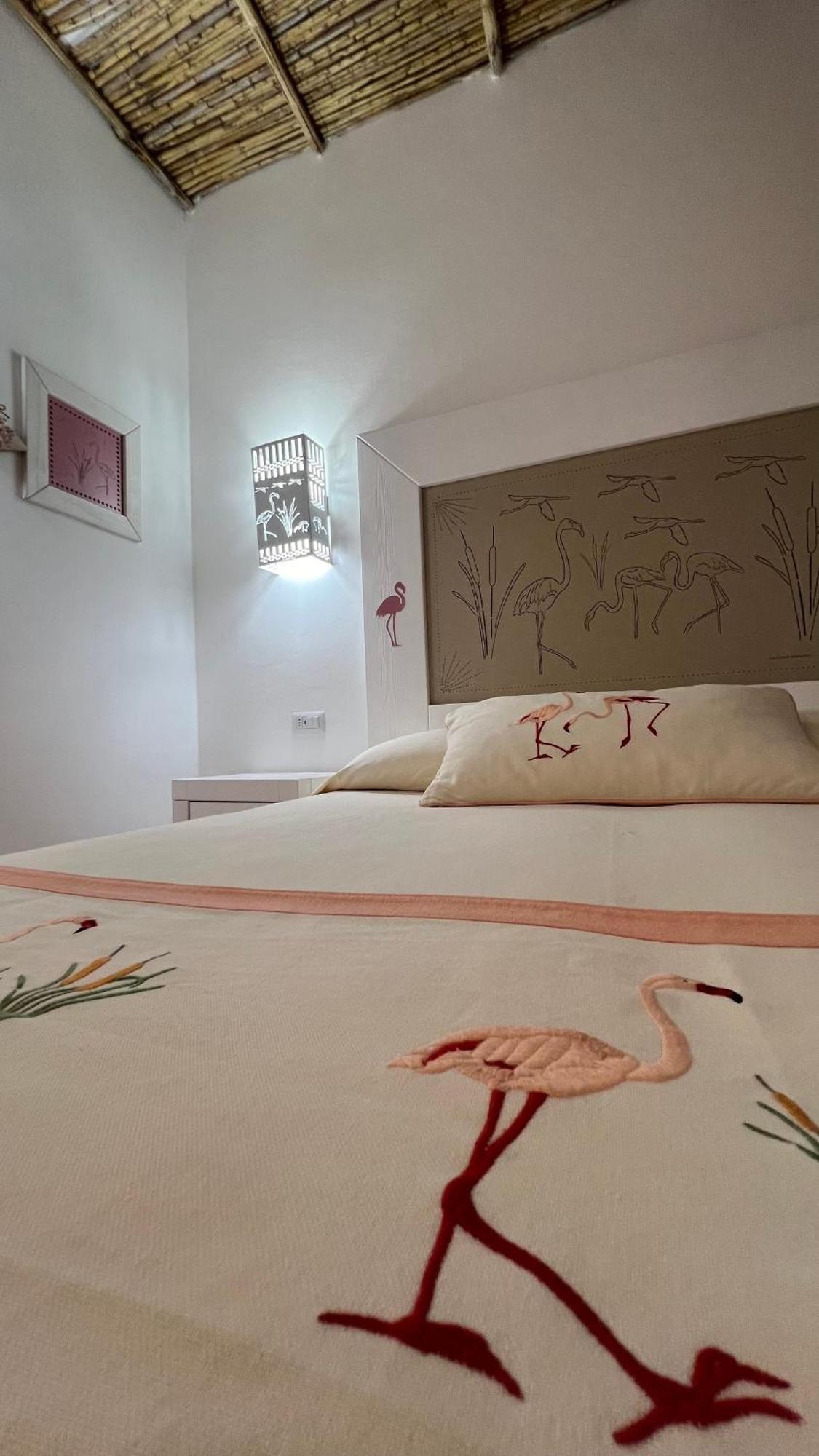 Rooms Apartaments Santa Teresa คาโป เทสตา ภายนอก รูปภาพ