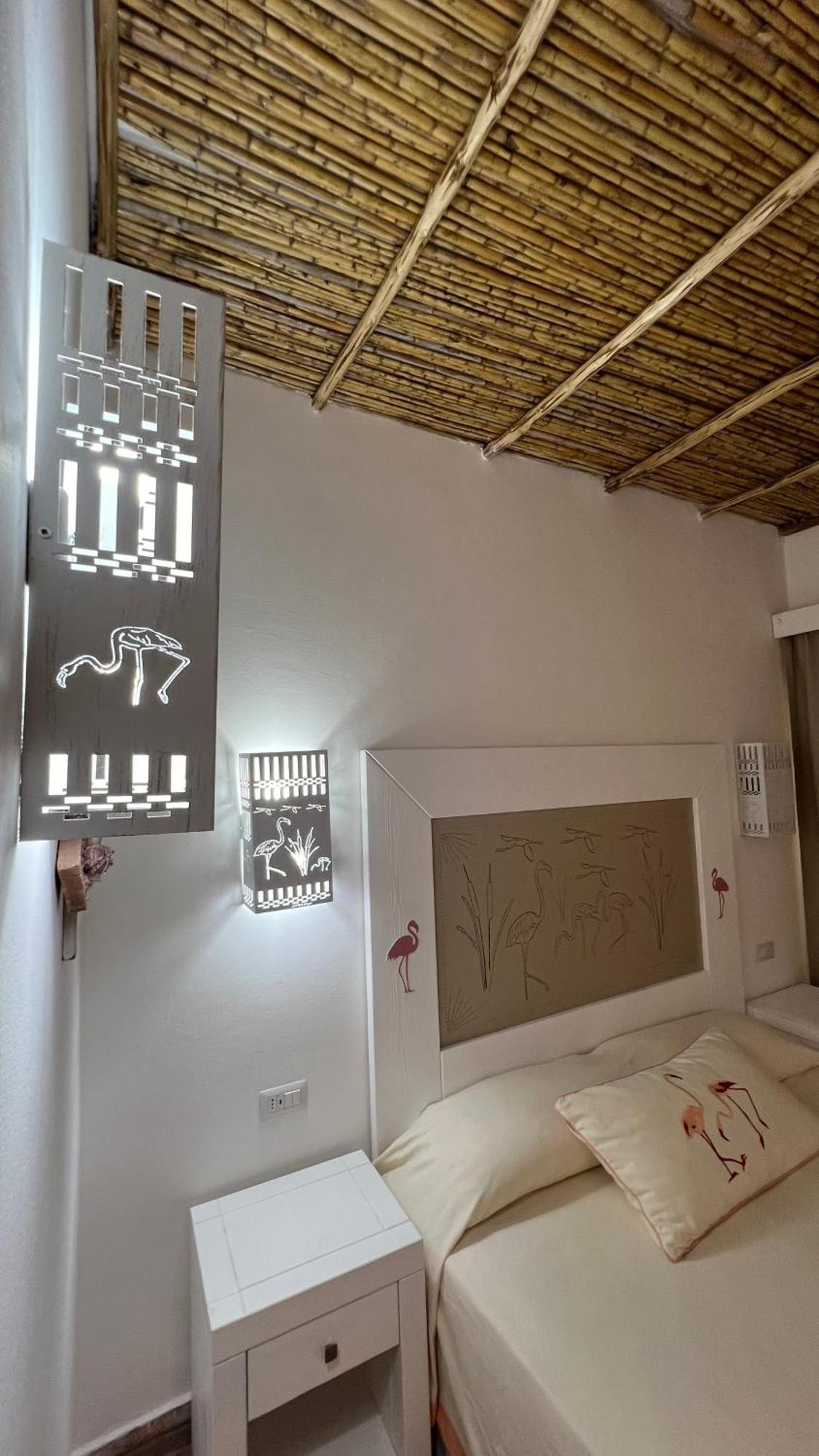 Rooms Apartaments Santa Teresa คาโป เทสตา ภายนอก รูปภาพ